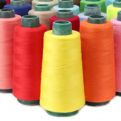 40/2 خيط الخياطة من البوليستر الملتصق الخيوط المطرزة 100% خيط الخياطة الملتصق